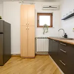 Culture At Your Doorstep - Modern 1br In The Center Διαμέρισμα Βουκουρέστι