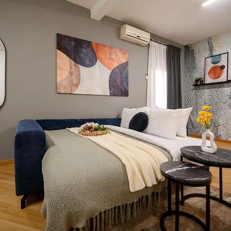 Culture At Your Doorstep - Modern 1br In The Center