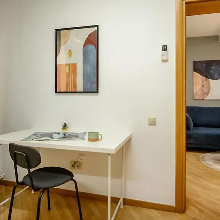 Culture At Your Doorstep - Modern 1br In The Center Bukarest