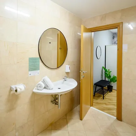 شقة Culture At Your Doorstep - Modern 1br In The Center