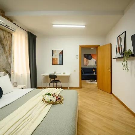 Culture At Your Doorstep - Modern 1br In The Center Apartamento Bucareste