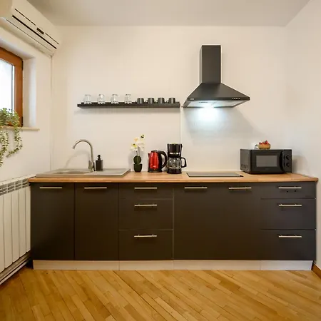 Apartamento Culture At Your Doorstep - Modern 1br In The Center Bucareste