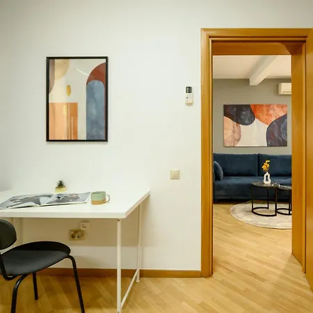 Culture At Your Doorstep - Modern 1br In The Center Bucareste