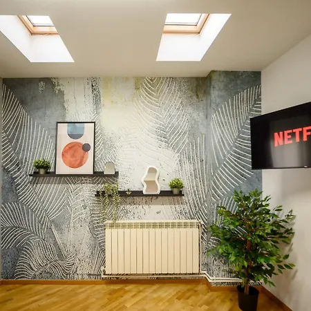 Culture At Your Doorstep - Modern 1br In The Center Apartamento Bucareste