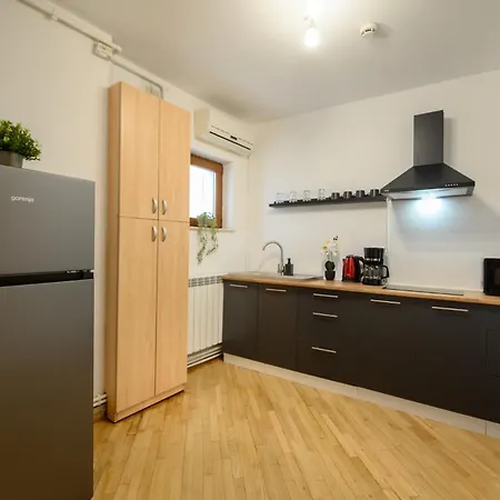 Culture At Your Doorstep - Modern 1br In The Center Bucareste