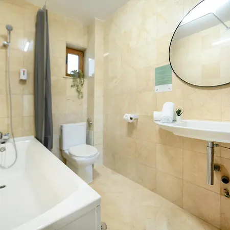 Culture At Your Doorstep - Modern 1br In The Center *